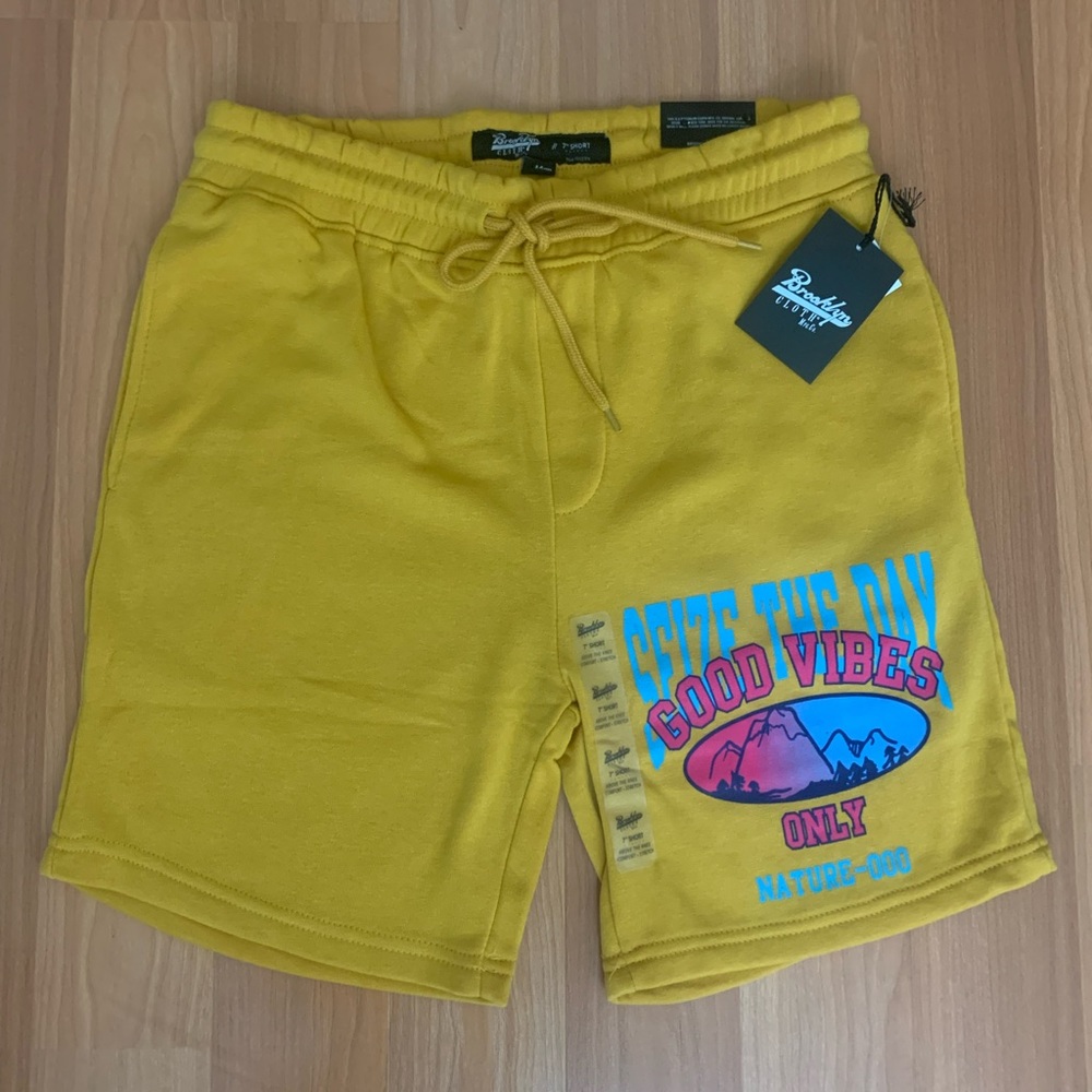 BROOKLYN CLOTH SHORTS